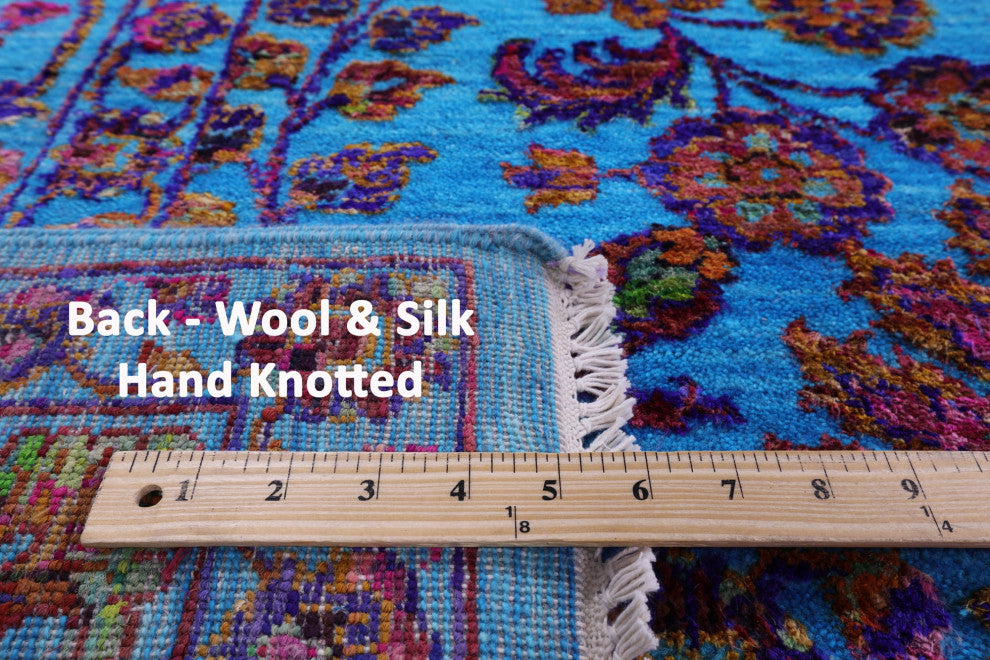 9' 0" X 12' 2" Persian Handmade Wool & Silk Rug - Q13495