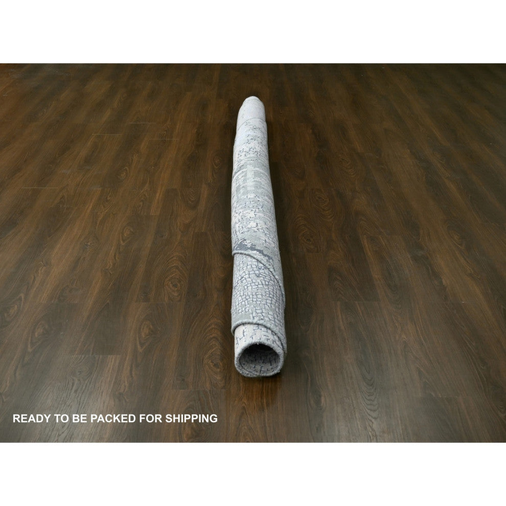 Cloud Gray Hand Knotted Abstract Design Wool and Silk Round Rug 9'10"x9'10"