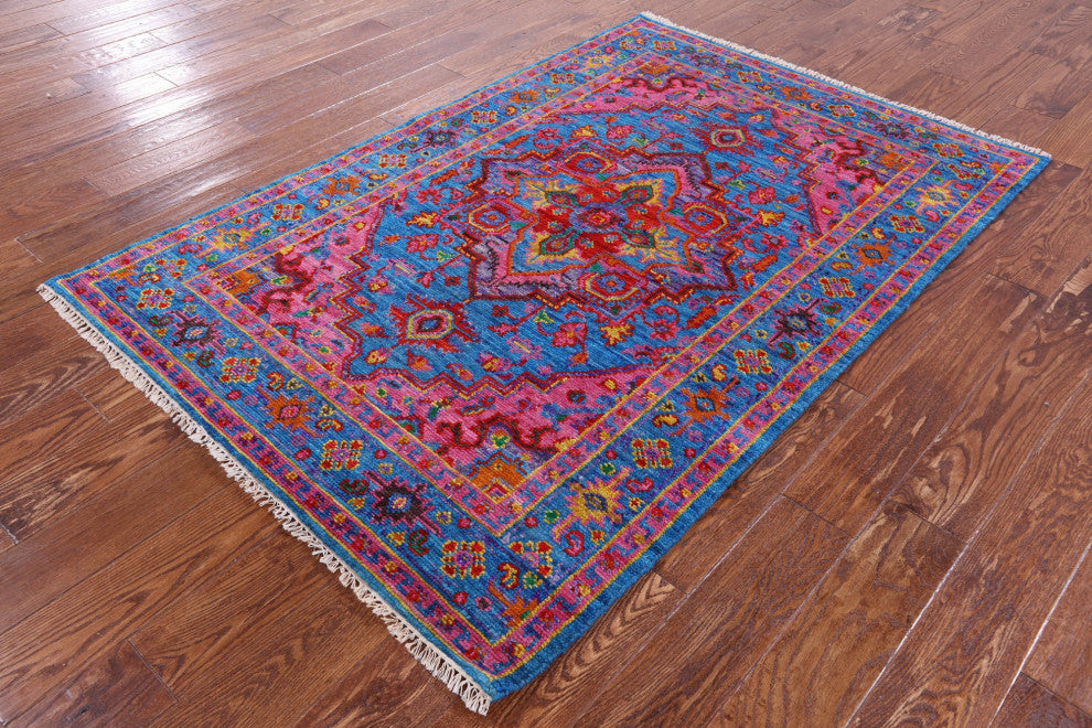 4' 2" X 6' 1" Heriz Serapi Hand-Knotted Wool Rug - Q13708
