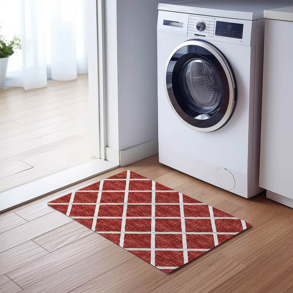 Indoor/Outdoor York YO1 Red Machine Washable 1'8" x 2'6" Rug