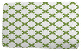 Upscale Getaway Criss Cross Geometric Print Bath Mat, Green, 21"x34"
