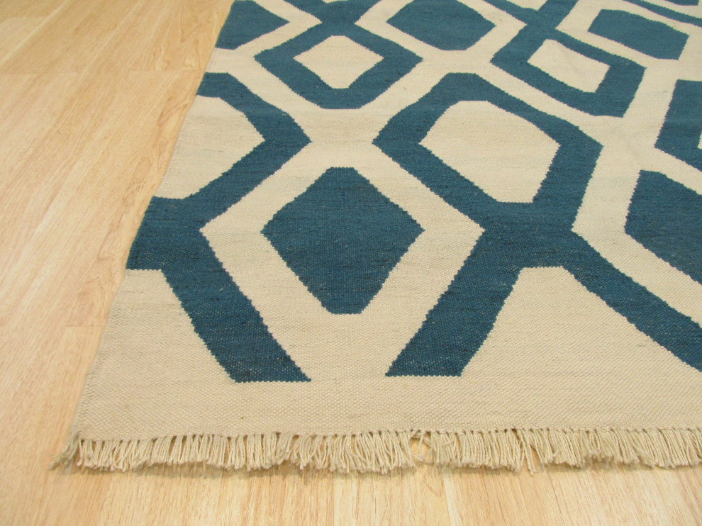 Ivory Transitional Geometric Indoor/Outdoor Kilim Area Rug