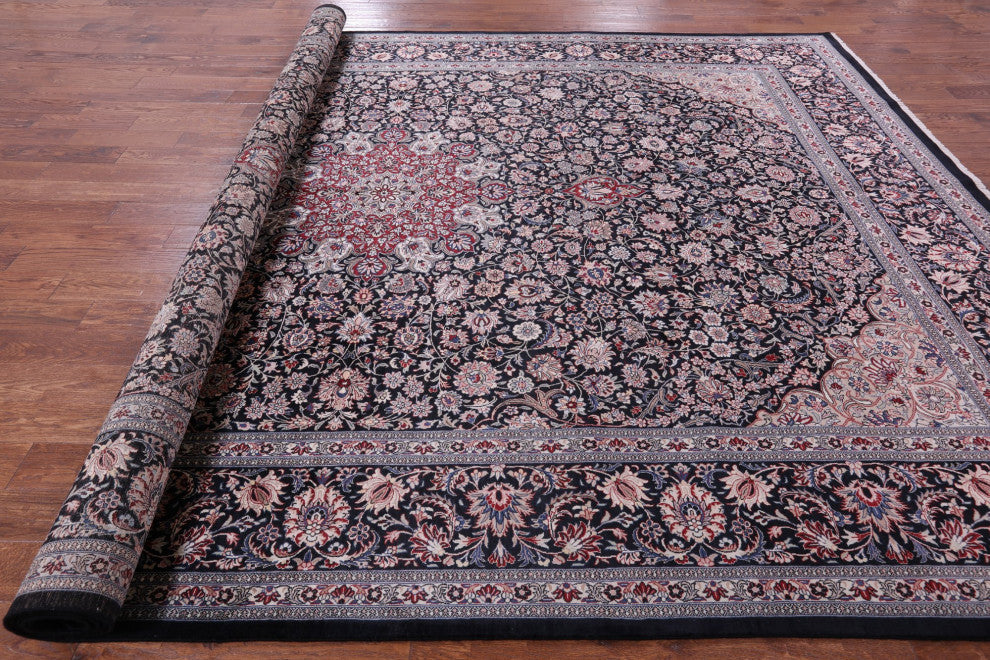 10' 0" X 13' 7" Fine Persian Kashan Hand-Knotted Wool Rug Q11381