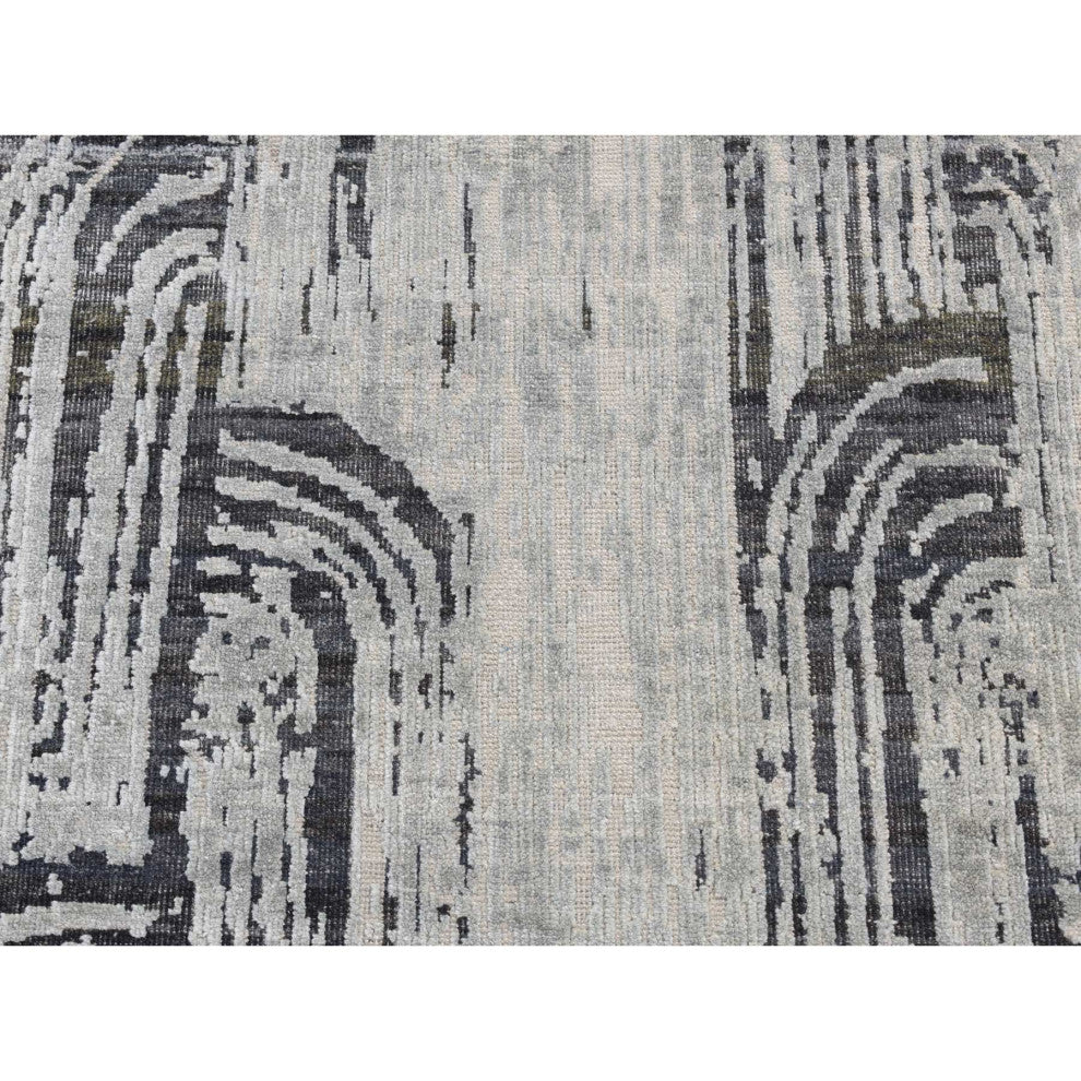 Cloud Gray The Cane Design Silk With Wool Hand Knotted Runner Rug, 2'7"x8'
