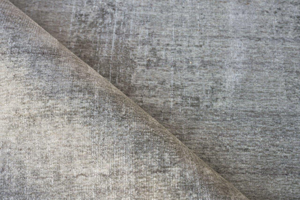 Stone Wash Gazni Hand Loomed Wool and Bamboo Silk Gray/Taupe Area Rug, 9'x12'