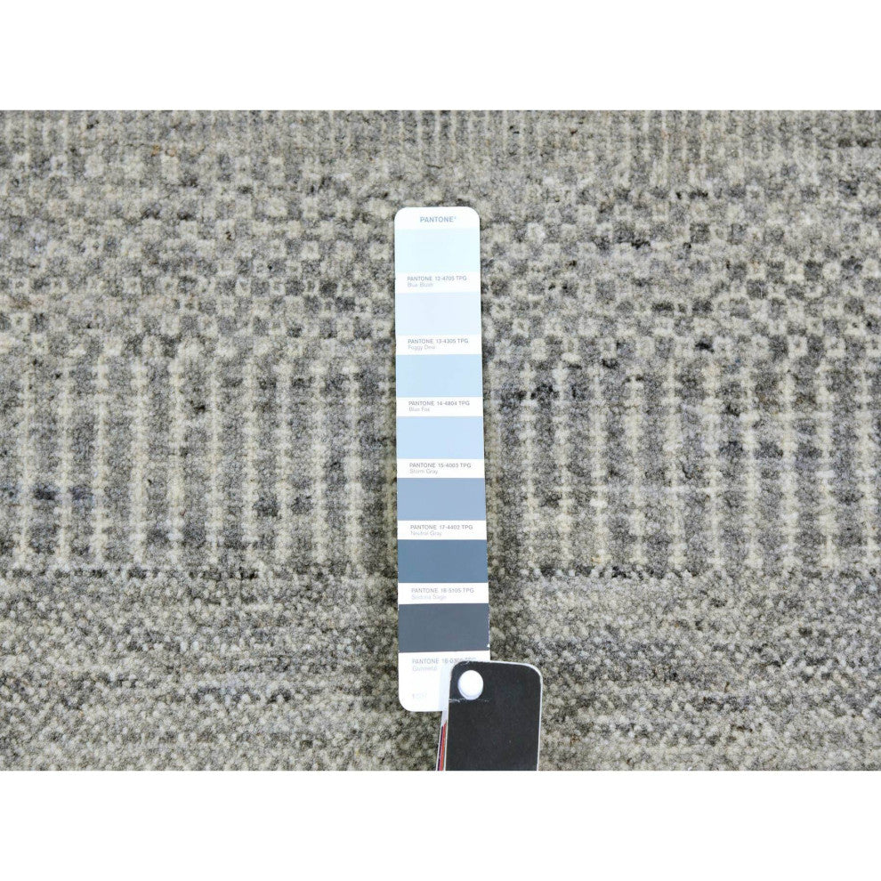 Perfect Gray Undyed Wool Modern Grass Design Hand Knotted Oriental Rug 3'x5'3"