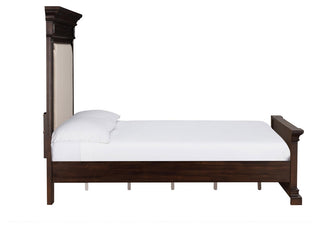 Stamford Queen Upholstered Bed