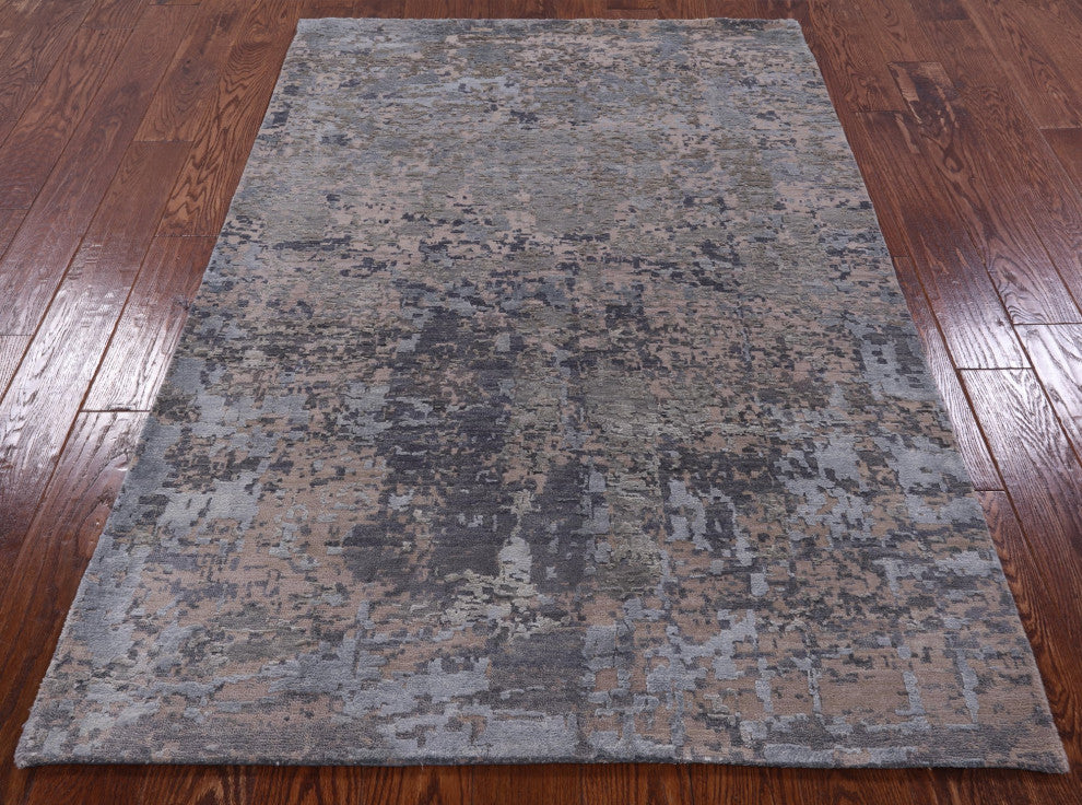 Modern Hand Knotted Wool and Silk Rug 4' 1" X 6' 0" Q7084