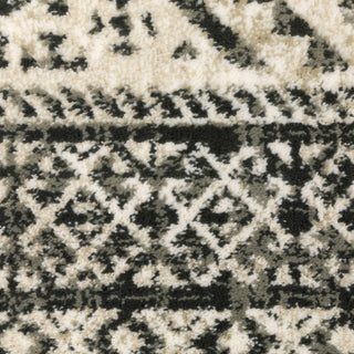 Garson Medallion Border Area Rug, Ivory, 3'10"x5'5"