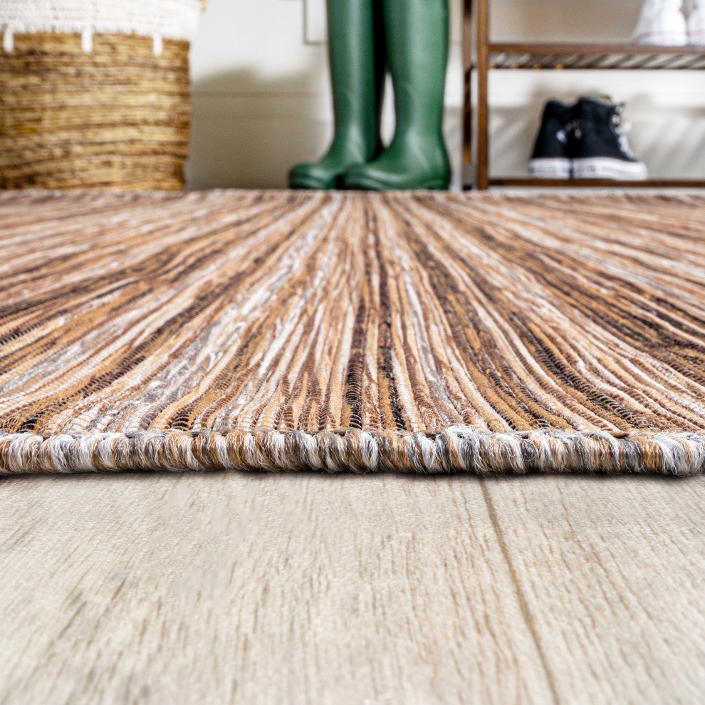 Finn Modern Farmhouse Pinstripe, 6' Round