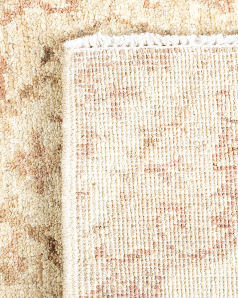 Eclectic, One-of-a-Kind Hand-Knotted Area Rug Ivory, 4'1"x6'3"