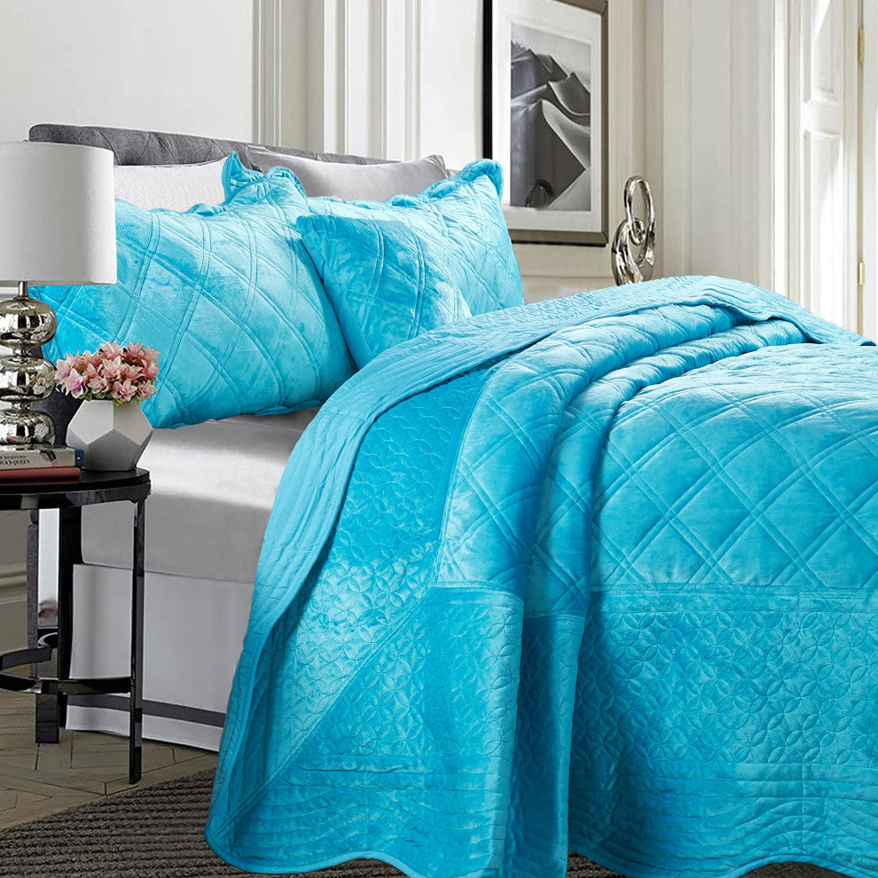 Supersoft Microplush Quilted 4-Piece Bed Spread Set, Scuba Blue, Queen