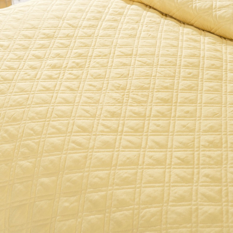 3-Piece Quilted Yellow Buttercup Puffs Bedspread Set, Full