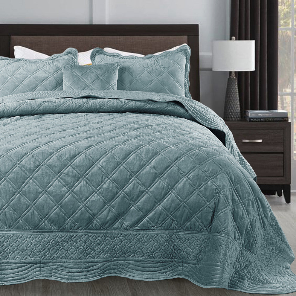 Supersoft Microplush Quilted 4-Piece Bed Spread Set, Silver Blue, Queen