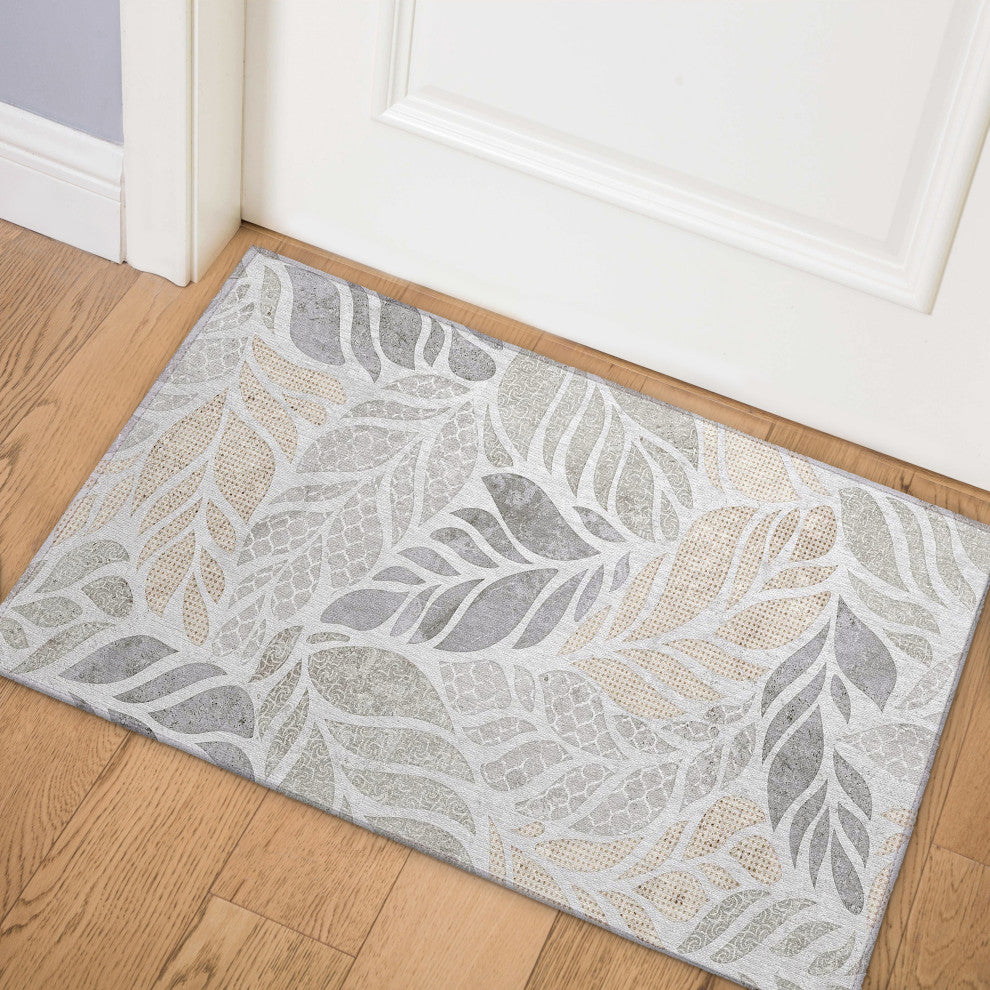 Indoor/Outdoor Tropics TC3 Grey Machine Washable 1'8" x 2'6" Rug