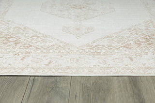 Momeni Isabella Traditional Area Rug, Brown, 5'3"x7'3"