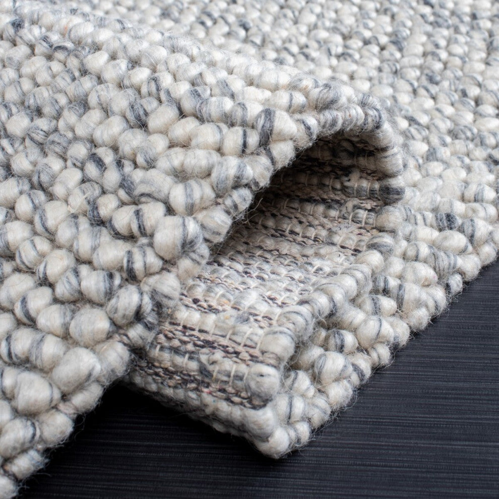 Safavieh Couture Natura NAT620 Rug, Light Grey/Ivory, 10' Round