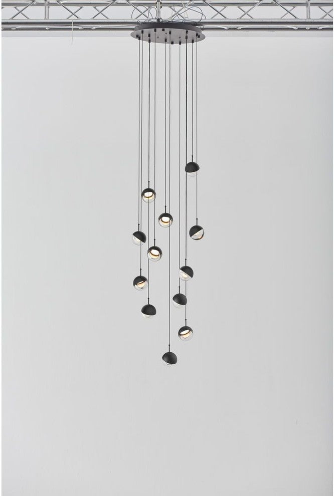 Dora Pendant 12, Black