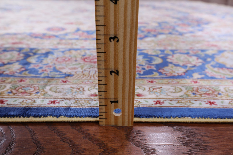 100% Silk High End Persian Hand Knotted Rug 6' 0" X 9' 0''- Q4811