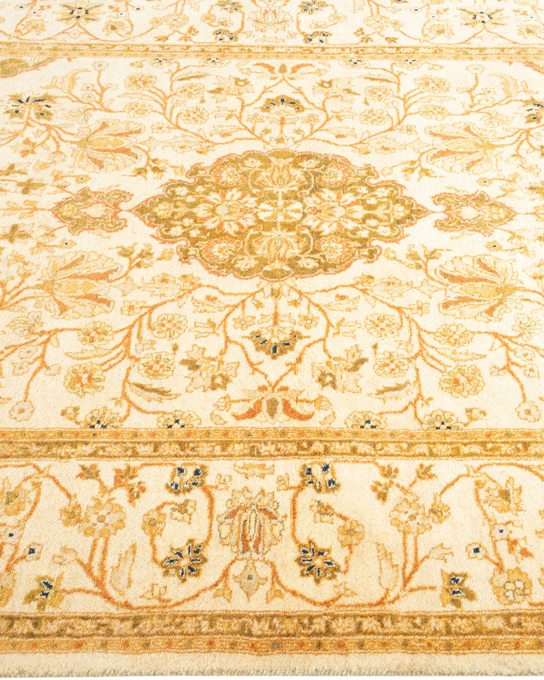 Salin One-of-a-Kind Hand-Knotted Area Rug Ivory, 4'1"x6'4"