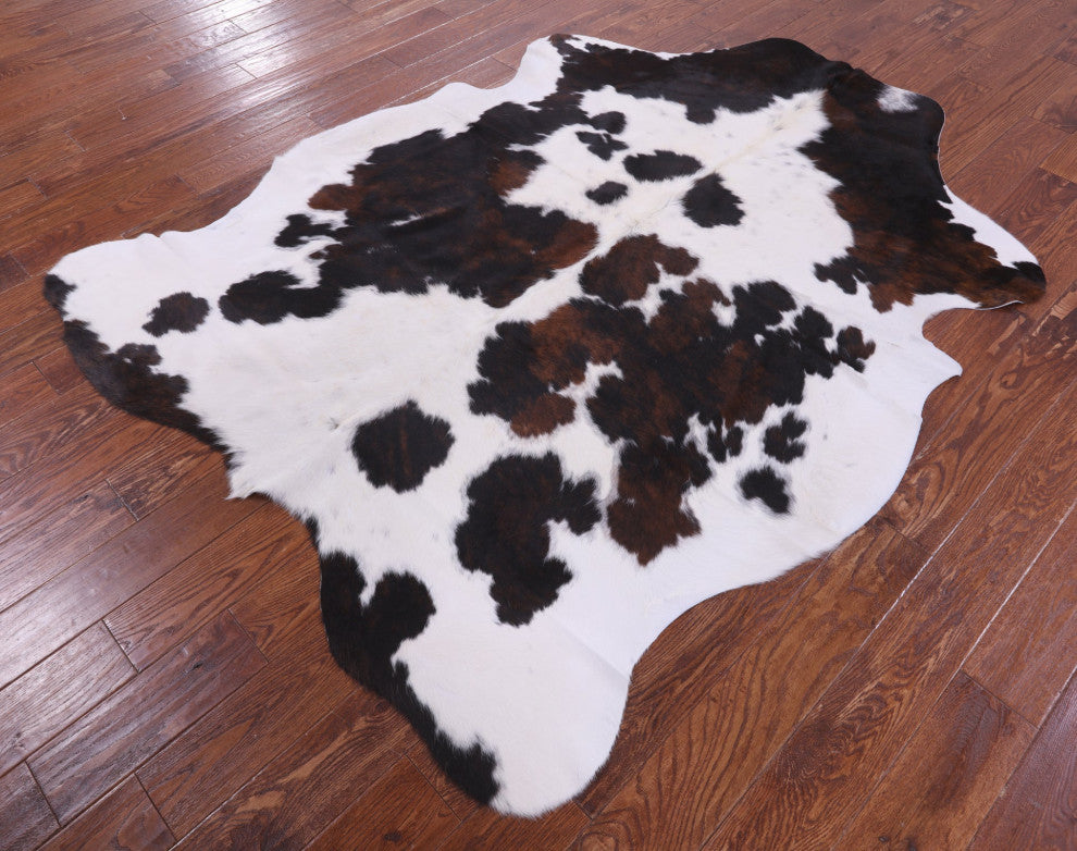 7' 0" X 5' 7" Tricolor Natural Cowhide Rug C2364