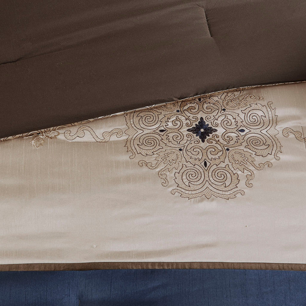 Madison Park Essentials Delaney 24-Piece Room-in-a-Bag Comforter Set
