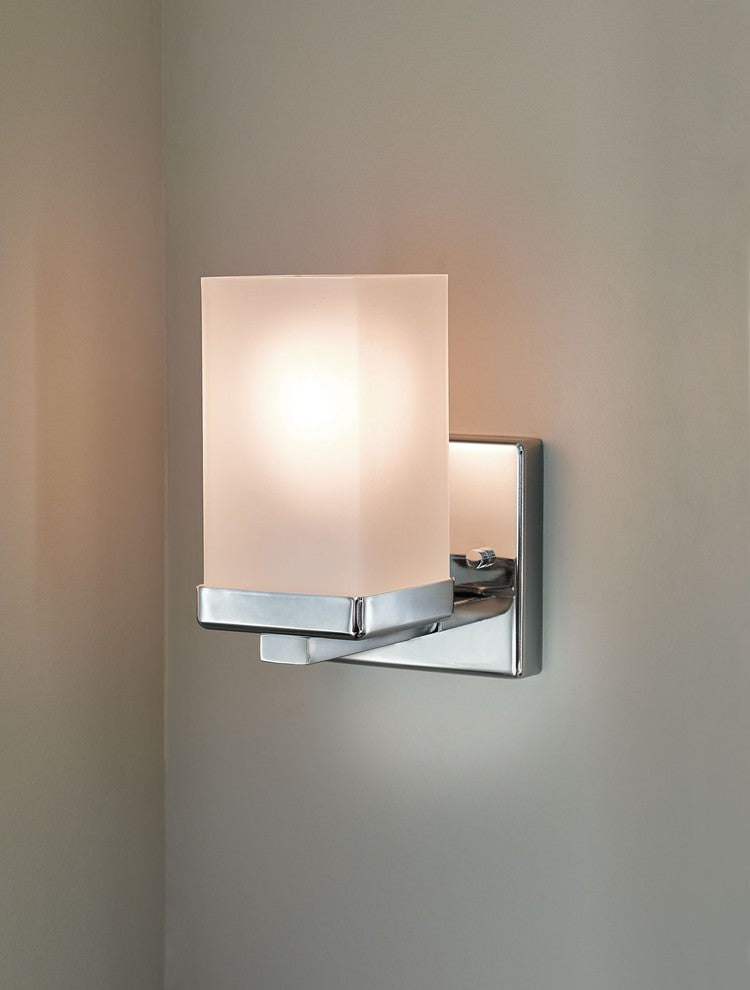 Moen YB8861CH 90 Degree One Globe Bath Light, Chrome