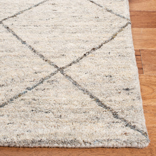 Safavieh Micro-Loop Collection HIM423A Rug, Ivory, 8' X 10'