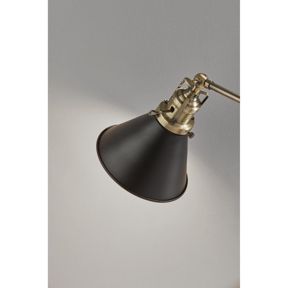 Arthur Desk Lamp, Black