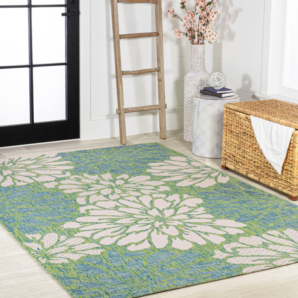 Zinnia Modern Floral Textured Weave Indoor/Outdoor Area Rug