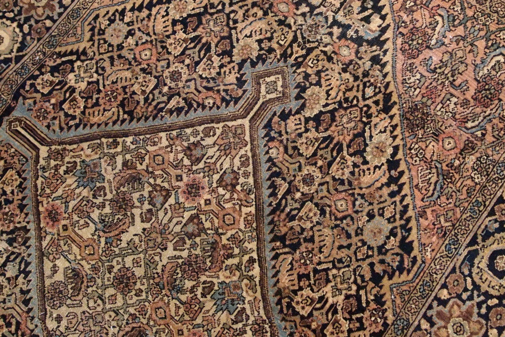 Handmade antique Persian Sarouk Farahan rug 3.4' x 5.3' (103cm x 161cm) 1880s