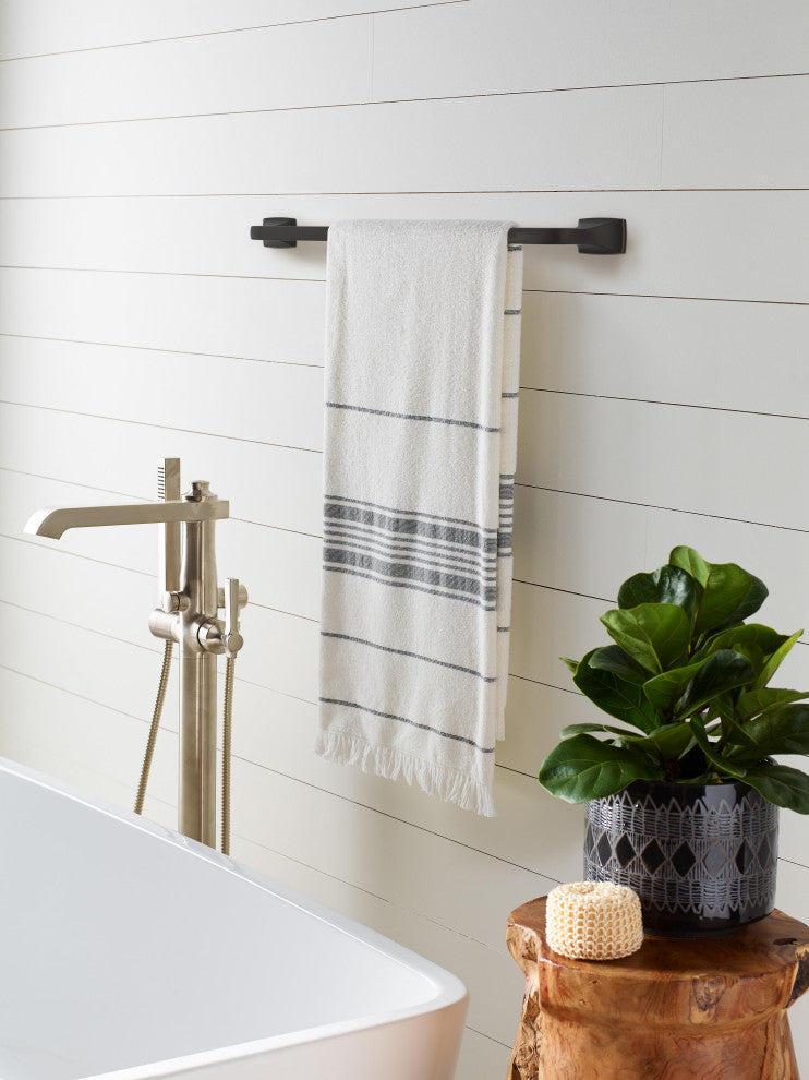 Amerock Highland Ridge Transitional Towel Bar, Oil Rubbed Bronze, 24" Center-to-