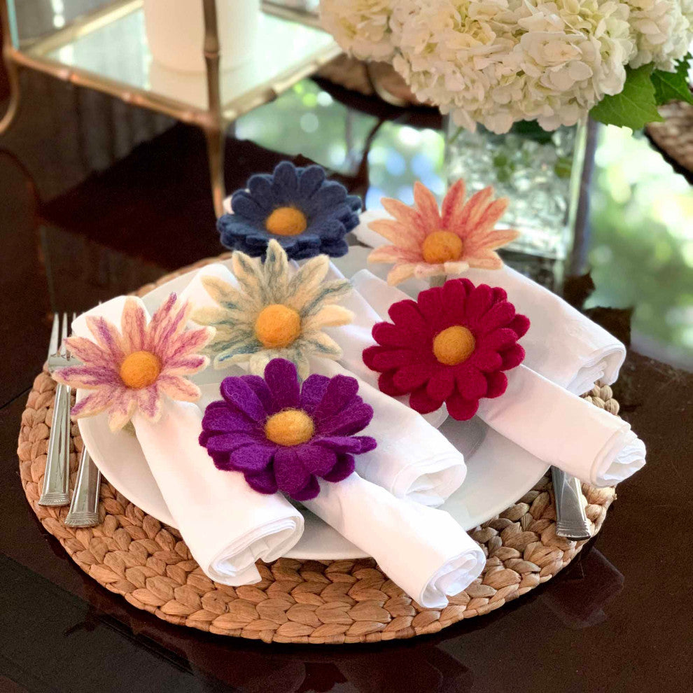 Felt Daisy Napkin Rings, Set of 6