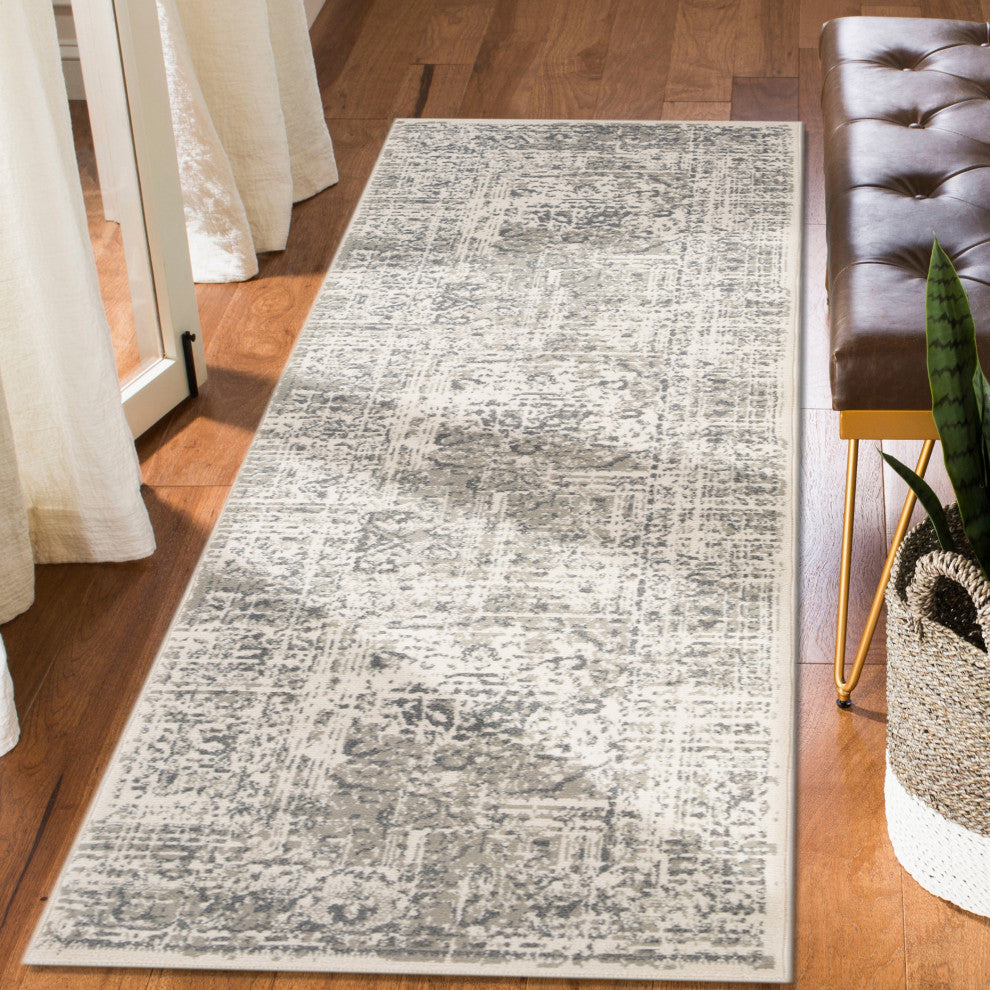 Alpine Dale Runner, Gray, 2'7" x 10', Medallion