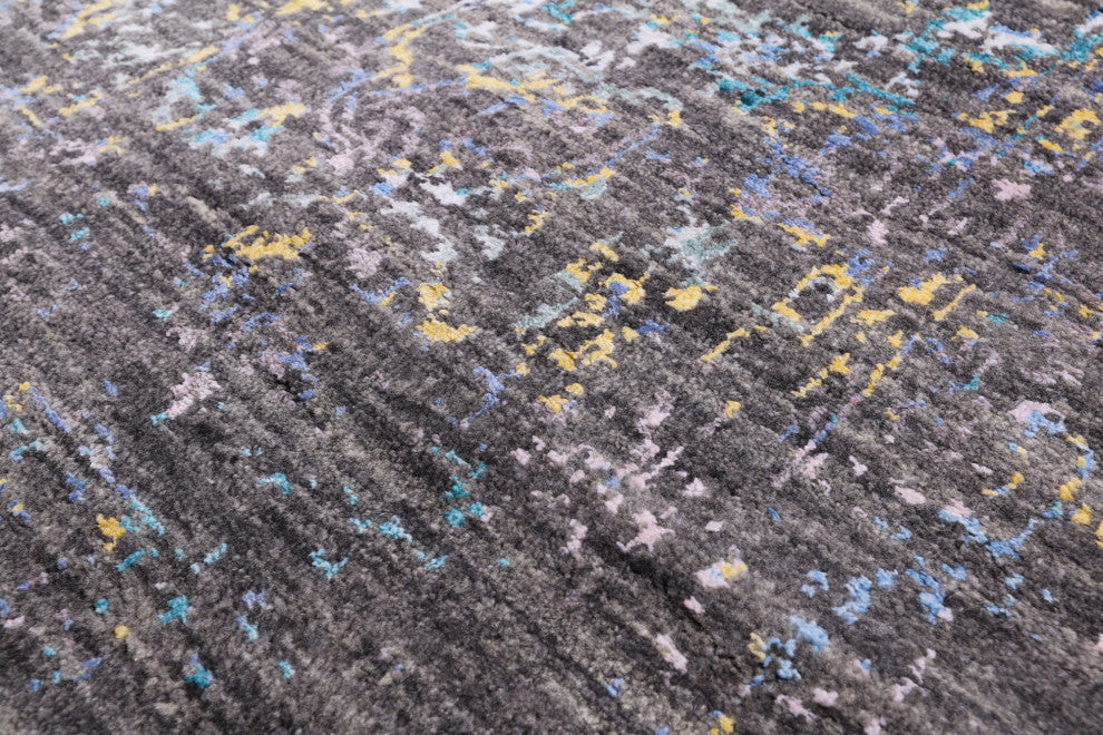 Persian Wool and Silk Hand Knotted Rug 3' 0" X 5' 4" Q6318