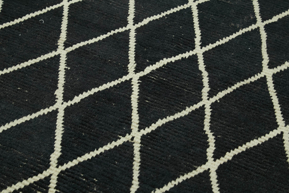 Rug N Carpet - Handmade One-of-a-Kind 5' 5'' x 7' 9'' Moroccan Area Rug