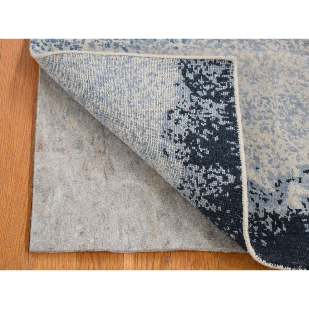 Light Gray, Modern Design, 100% Wool, Hand Knotted Mat Rug, 2'0"x3'2"