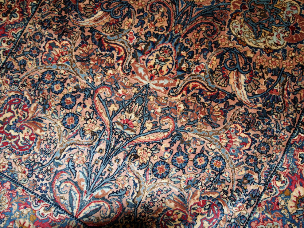 Handmade antique Persian Kerman rug 4.2' x 6.10' (128cm x 211cm) 1920s