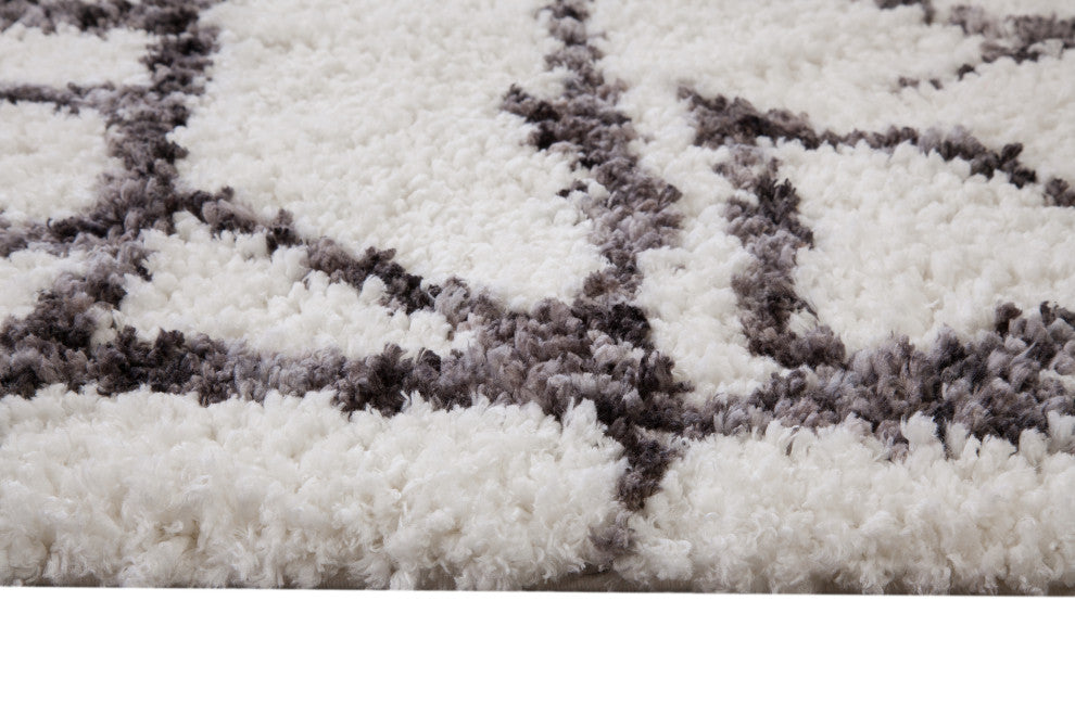 Oasis Juno White and Dark Gray Polyester Area Rug