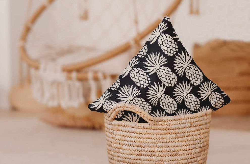 20x20" Greek Key Patterned Nautical Decorative Indoor Pillow, Shark Blue