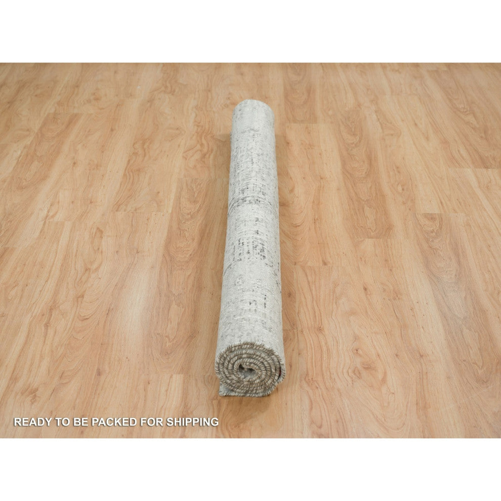 Light Gray Modern Design Natural Wool Hand Knotted Square Oriental Rug 6'2"x6'2"