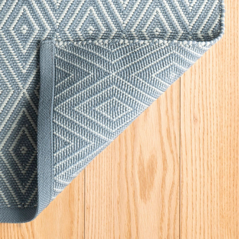 Dash & Albert Diamond Slate/Light Blue Indoor/Outdoor Rug, Blue, 4' x 6'