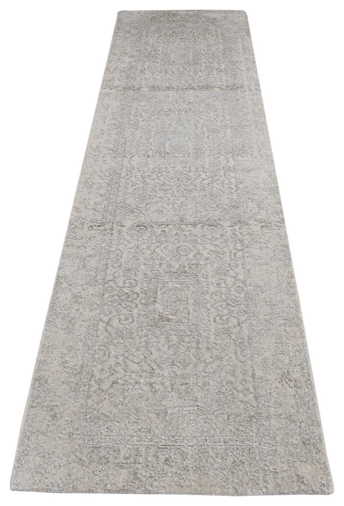 Parchment White Wool and Silk Fine Jacquard Hand Loomed Runner Rug 2'5"x10'