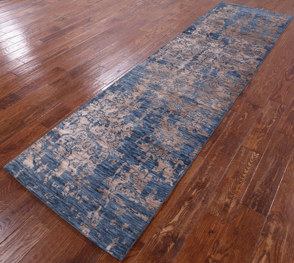 Runner Wool and Silk Persian Modern Hand-Knotted Rug 2' 8" X 9' 11" Q6305