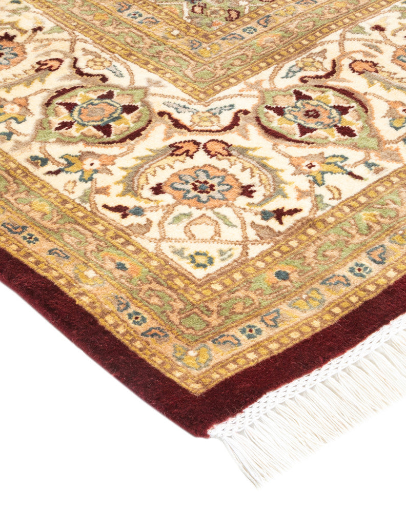 Bilaspur, One-of-a-Kind Hand-Knotted Area Rug Red, 8'1"x10'5"
