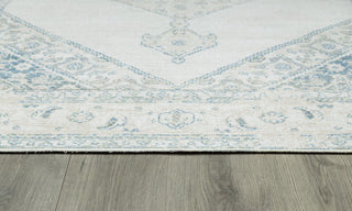 Momeni Isabella Traditional Area Rug, Blue, 2'x3'