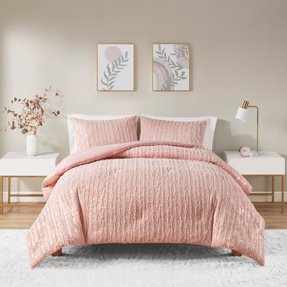 Intelligent Design Naomi Metallic Print Faux Fur Comforter Set