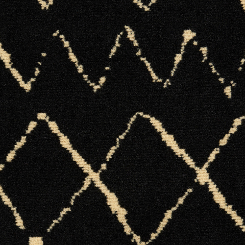 Nourison Grafix 7'' x 10'' Black Bohemian Indoor Area Rug
