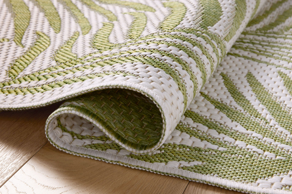 Loloi Easton Ivory / Green 5'-3" x 7'-6" Area Rug