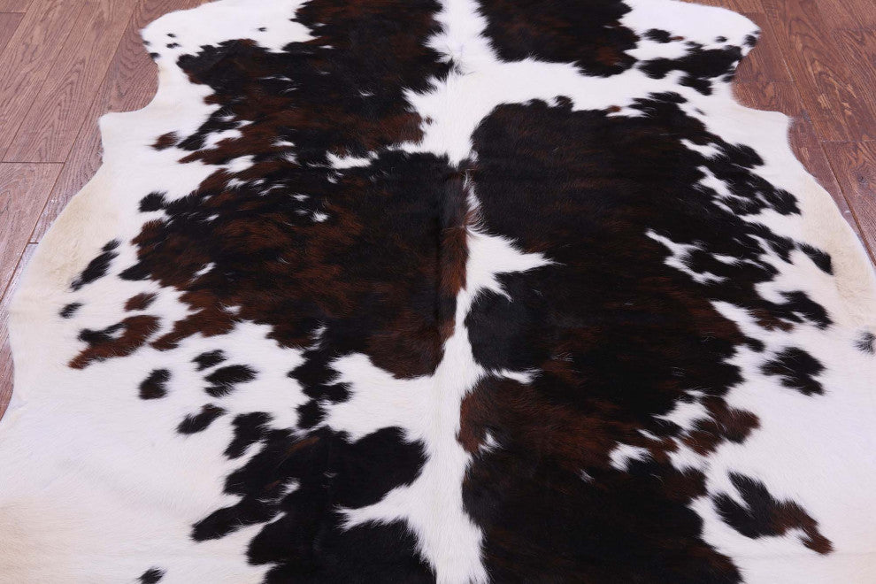 Natural Cowhide Rug 6' 8" X 5' 8" C1542